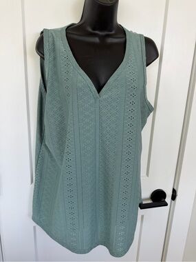 ladies plus size Sleeveless V-Neck Eyelet Tunic Top - Sage Green